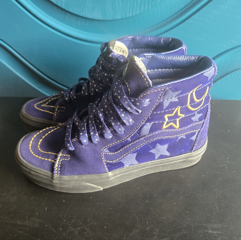 RARE Vans x Disney Sk8 Hi Sorcerers Apprentice Size 4 Mens / 5.5 Wmns